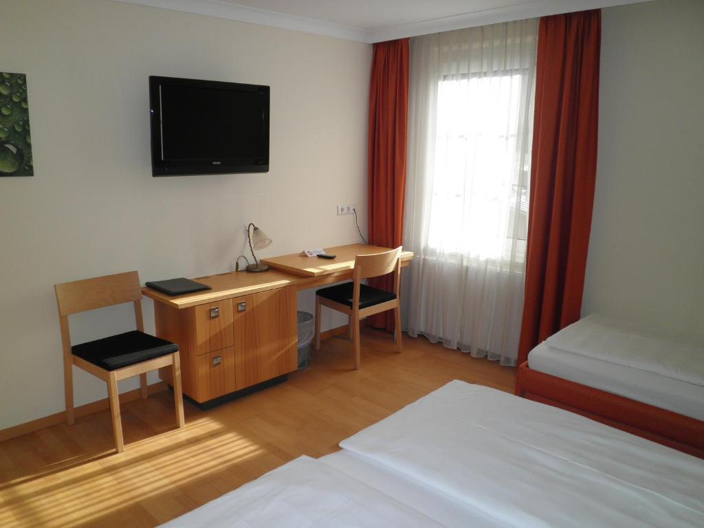 بلدنز Hotel Lowen الغرفة الصورة