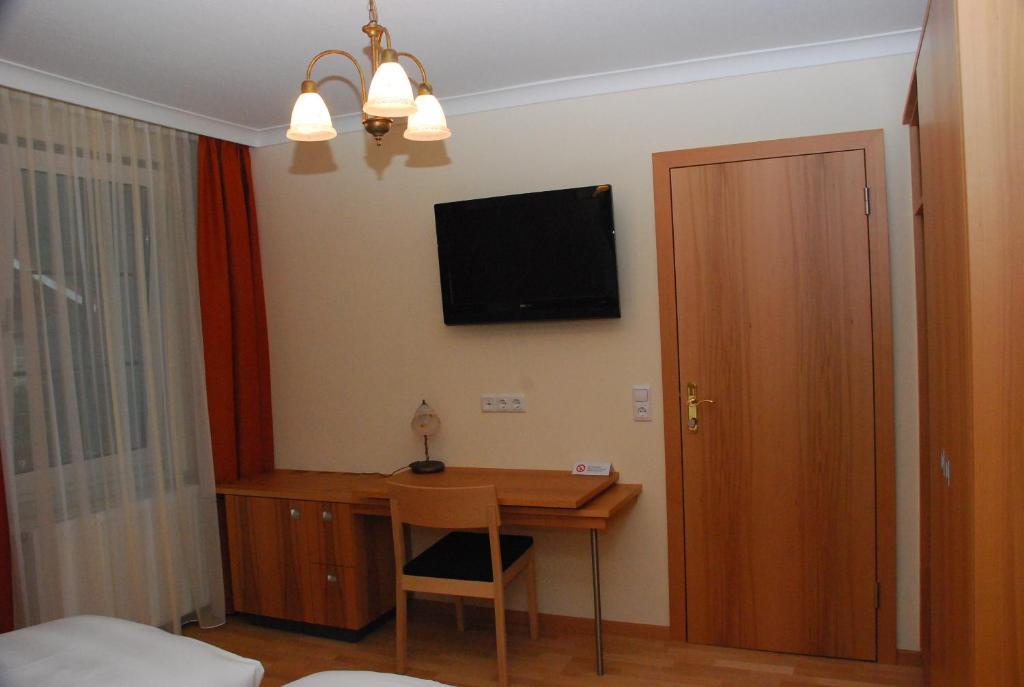 بلدنز Hotel Lowen الغرفة الصورة
