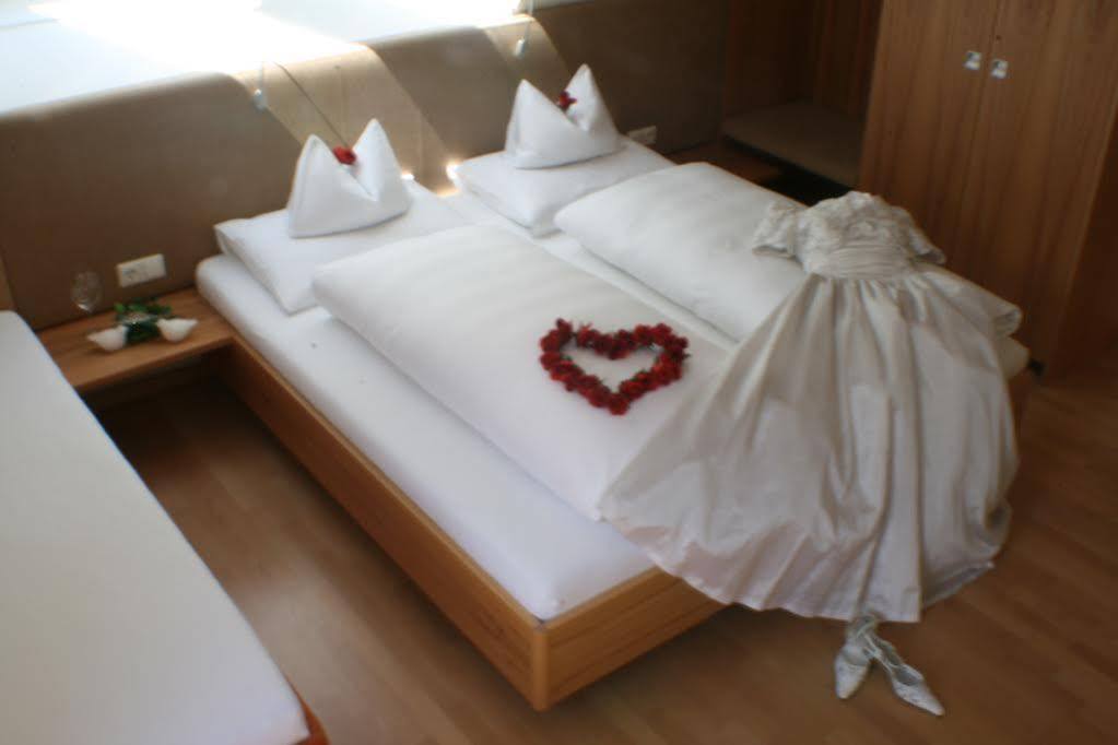 بلدنز Hotel Lowen المظهر الخارجي الصورة
